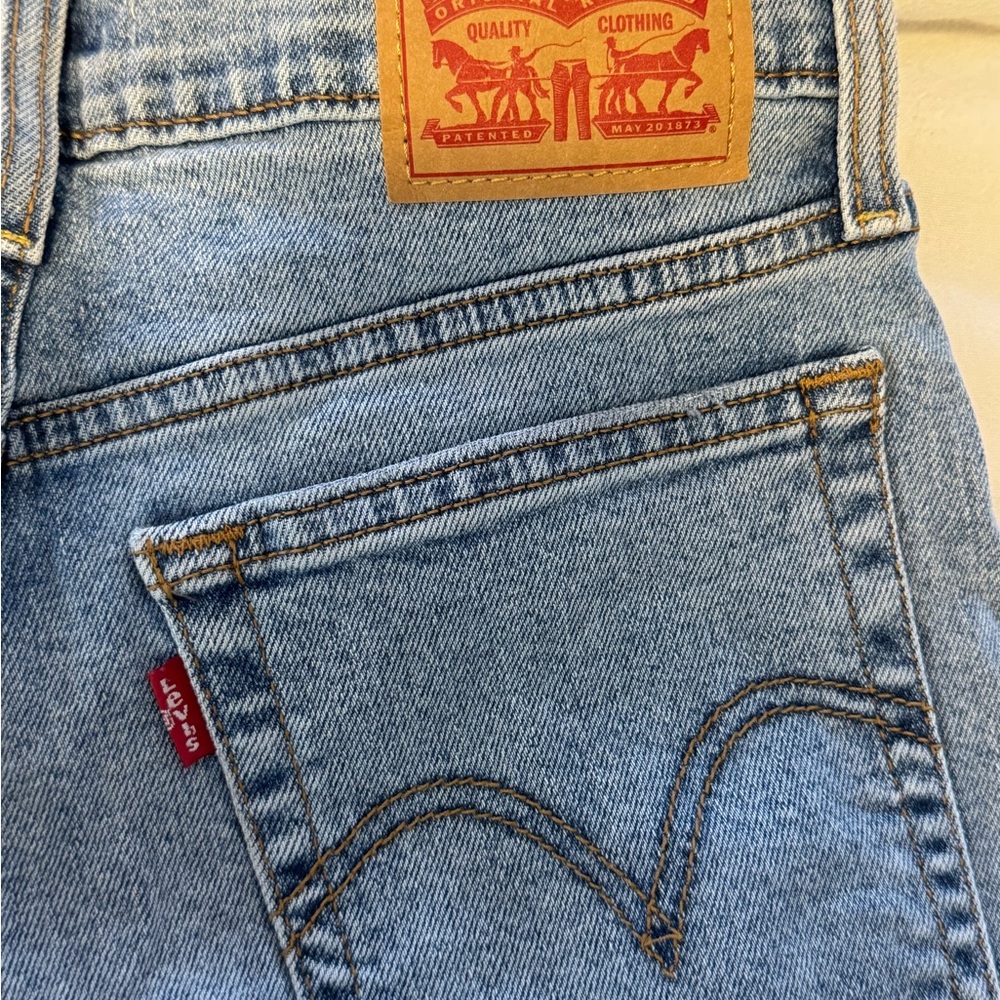 Levi's Light Blue Denim Jeans